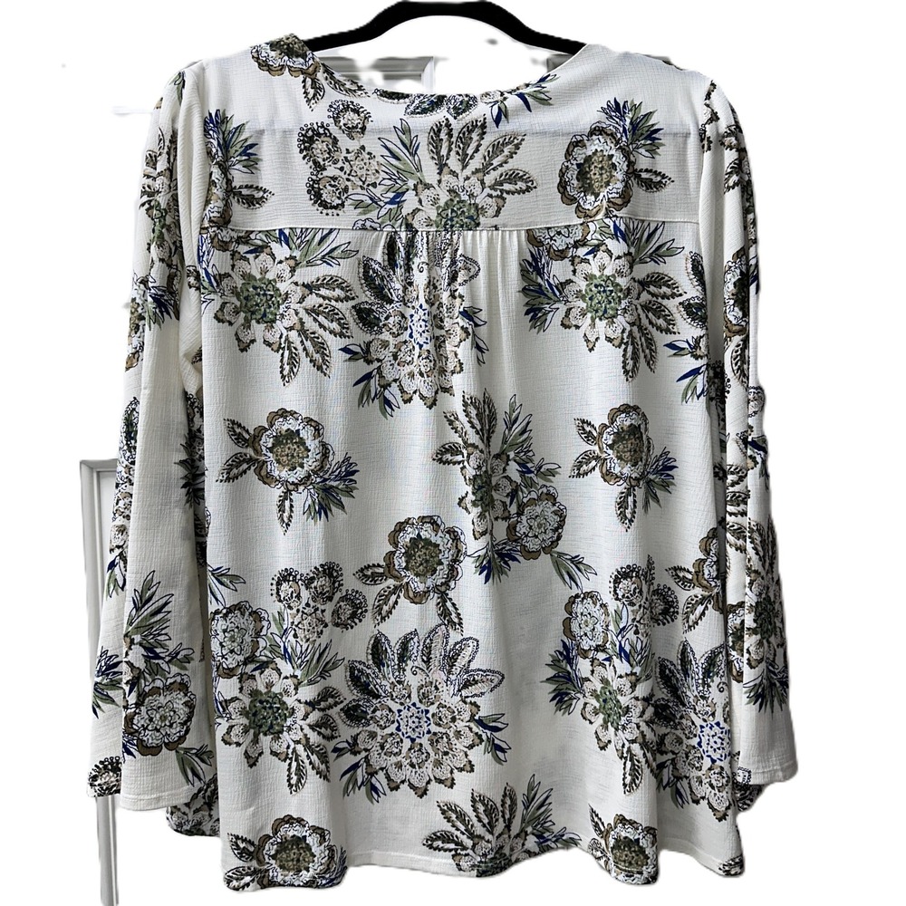 New Directions XL Floral V-Neck Pintuck Blouse Boho Cottagecore Stretch Top - Picture 3 of 10